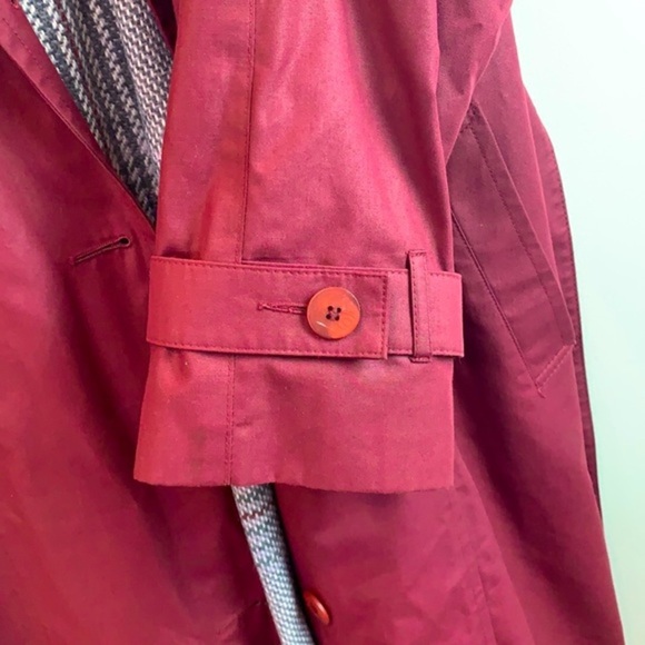 Vintage London Fog Trench Coat With Zip Out Lining - Picture 7 of 9